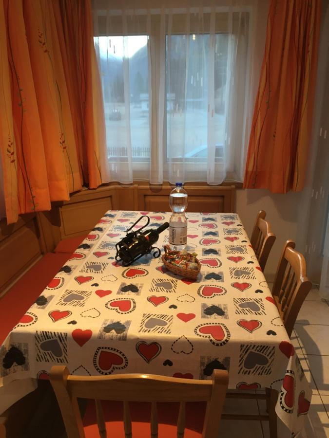 Haus Falke Saas-Grund Eksteriør bilde